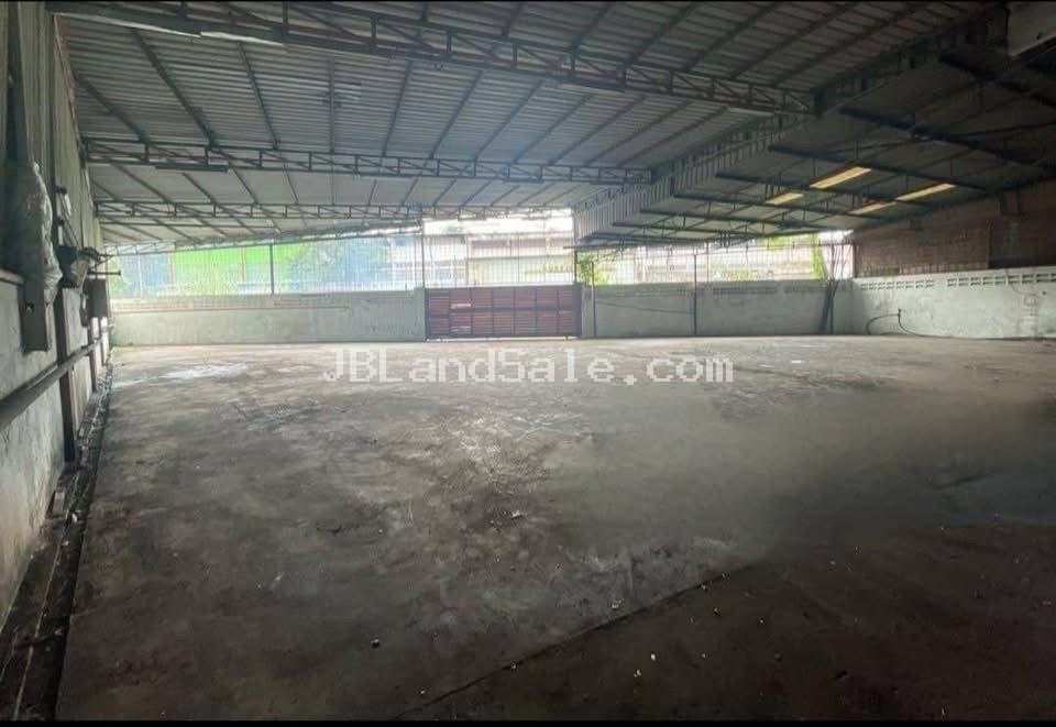 Taman Daya 1.5-storey Semi-d Factory for Sale — Jalan Bertam, 9,900 Sqft